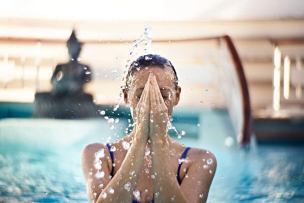 https://static.traveltek.net/cruisepics/local_shipimages_large/1781773488.png