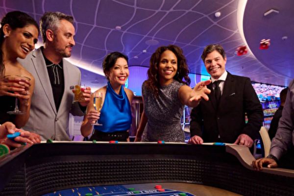 https://static.traveltek.net/cruisepics/local_shipimages_large/1782025463.png
