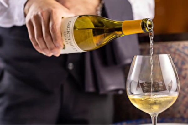https://static.traveltek.net/cruisepics/local_shipimages_large/1782206388.png