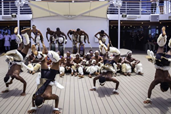 https://static.traveltek.net/cruisepics/local_shipimages_large/1782230833.png