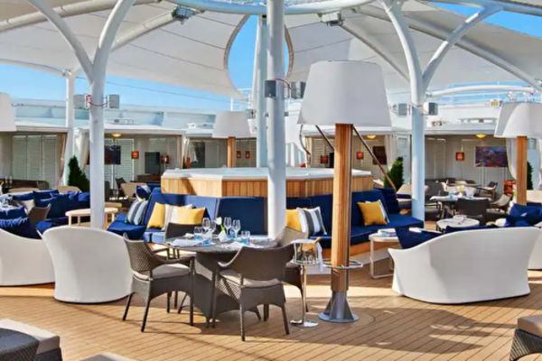 https://static.traveltek.net/cruisepics/local_shipimages_large/1782294794.png