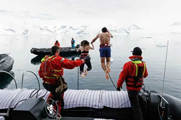 https://static.traveltek.net/cruisepics/local_shipimages_large/1782298505.png
