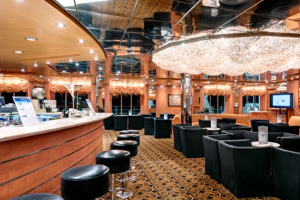 https://static.traveltek.net/cruisepics/local_shipimages_large/1782383139.png