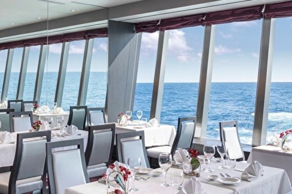 https://static.traveltek.net/cruisepics/local_shipimages_large/1782384595.jpg