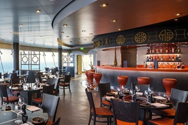 https://static.traveltek.net/cruisepics/local_shipimages_large/1782384865.jpg
