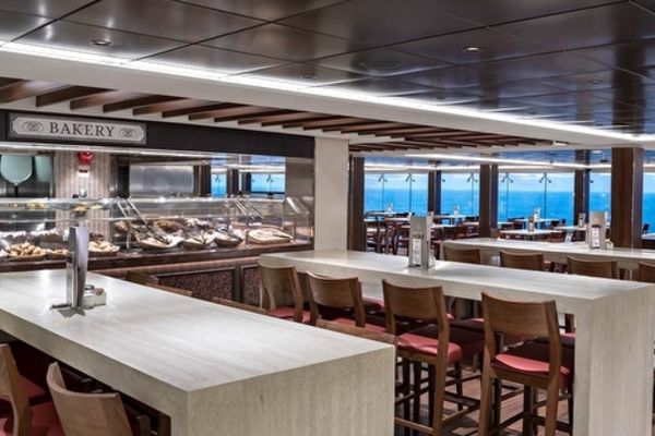 https://static.traveltek.net/cruisepics/local_shipimages_large/1782385357.jpg