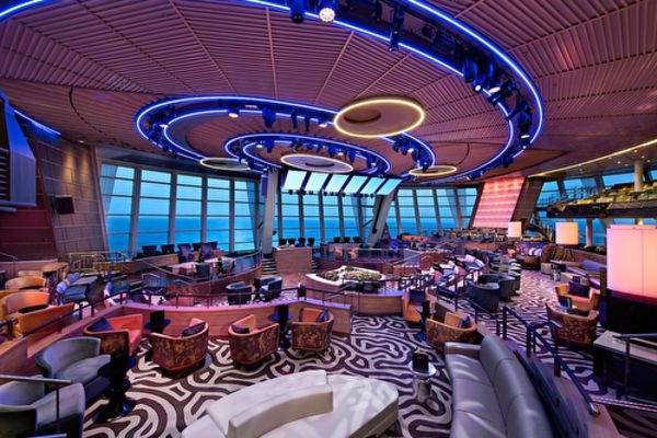 https://static.traveltek.net/cruisepics/local_shipimages_large/1782398108.png