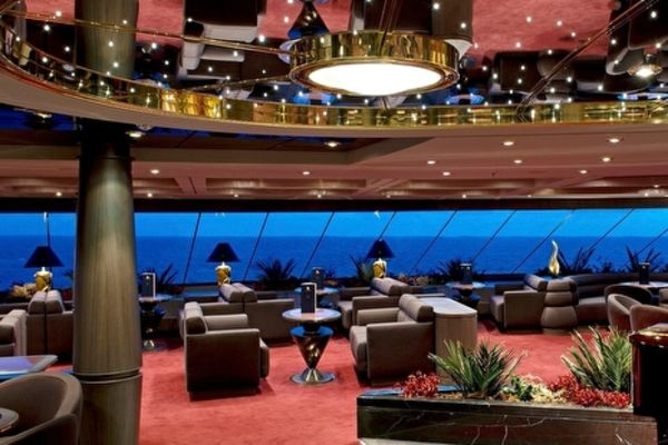 https://static.traveltek.net/cruisepics/local_shipimages_large/1782405430.jpg