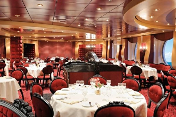 https://static.traveltek.net/cruisepics/local_shipimages_large/1782449669.jpg