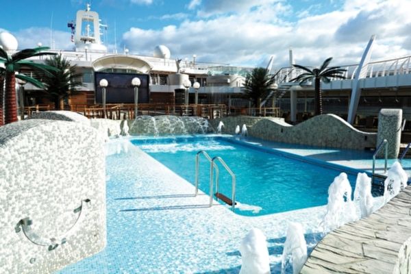 https://static.traveltek.net/cruisepics/local_shipimages_large/1782449676.jpg