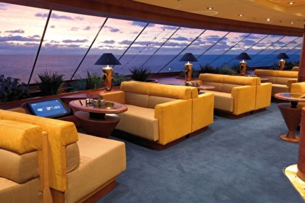 https://static.traveltek.net/cruisepics/local_shipimages_large/1782449827.jpg