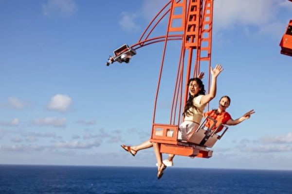 https://static.traveltek.net/cruisepics/local_shipimages_large/1782451213.jpg