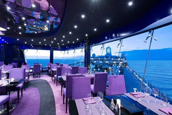 https://static.traveltek.net/cruisepics/local_shipimages_large/1782452314.jpg