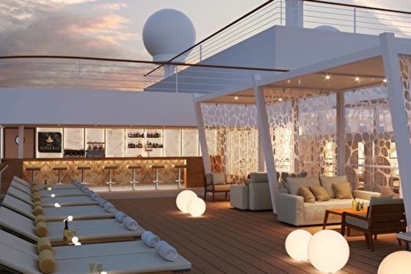 https://static.traveltek.net/cruisepics/local_shipimages_large/1782452685.jpg