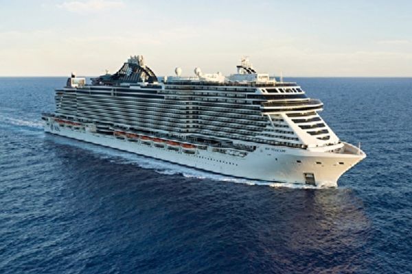 https://static.traveltek.net/cruisepics/local_shipimages_large/1782453298.jpg