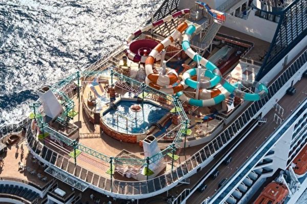 https://static.traveltek.net/cruisepics/local_shipimages_large/1782457723.jpg