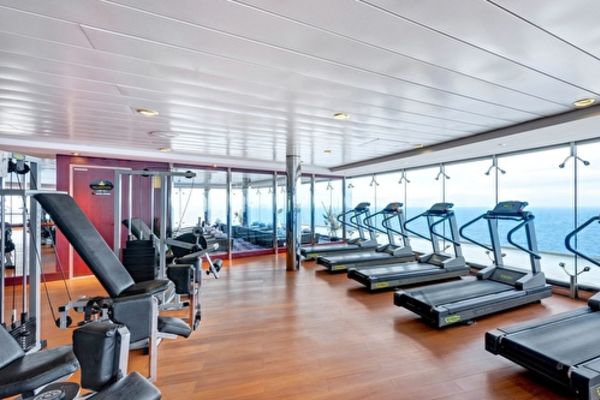 https://static.traveltek.net/cruisepics/local_shipimages_large/1782462968.jpg