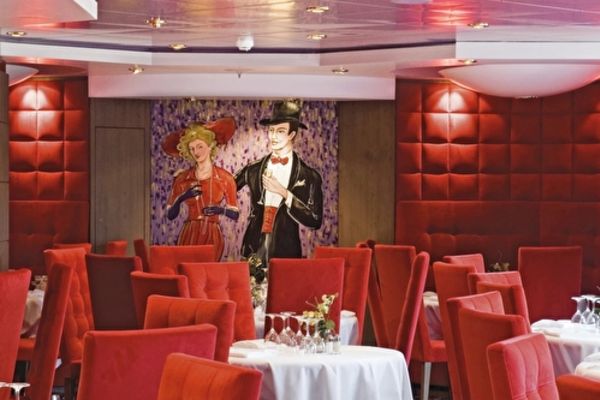https://static.traveltek.net/cruisepics/local_shipimages_large/1782463647.jpg