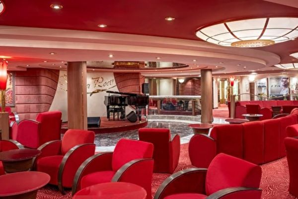 https://static.traveltek.net/cruisepics/local_shipimages_large/1782464168.jpg