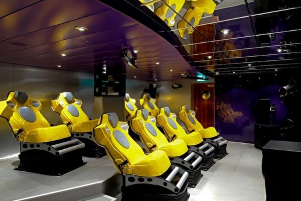 https://static.traveltek.net/cruisepics/local_shipimages_large/1782465019.jpg