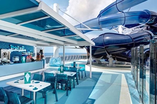 https://static.traveltek.net/cruisepics/local_shipimages_large/1782465359.jpg