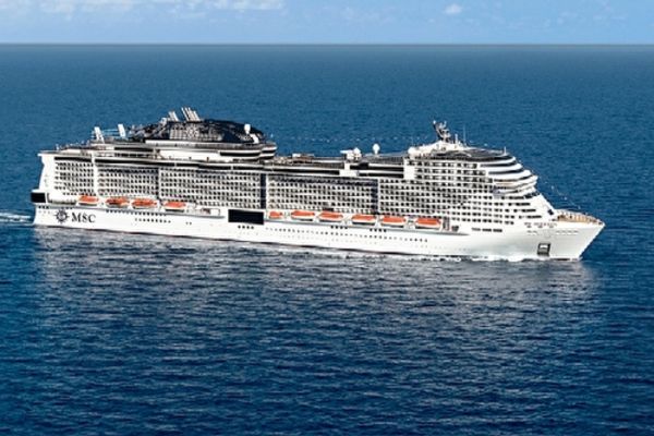 https://static.traveltek.net/cruisepics/local_shipimages_large/1782465627.jpg