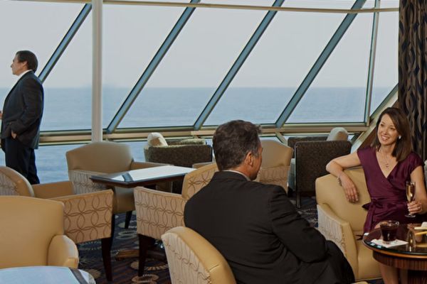 https://static.traveltek.net/cruisepics/local_shipimages_large/1782630291.png