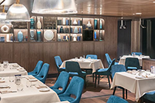 https://static.traveltek.net/cruisepics/local_shipimages_large/1782842258.png