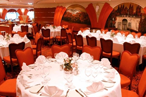https://static.traveltek.net/cruisepics/local_shipimages_large/1782981948.jpg