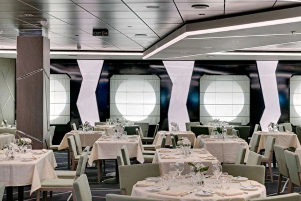 https://static.traveltek.net/cruisepics/local_shipimages_large/1782982218.jpg
