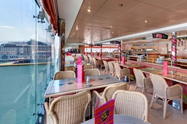 https://static.traveltek.net/cruisepics/local_shipimages_large/1782982964.jpg