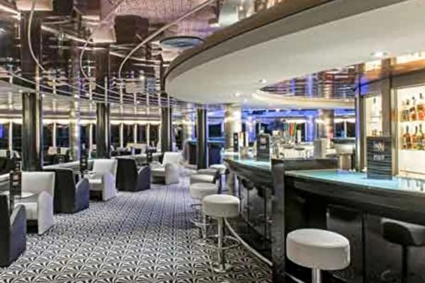 https://static.traveltek.net/cruisepics/local_shipimages_large/1782983268.jpg