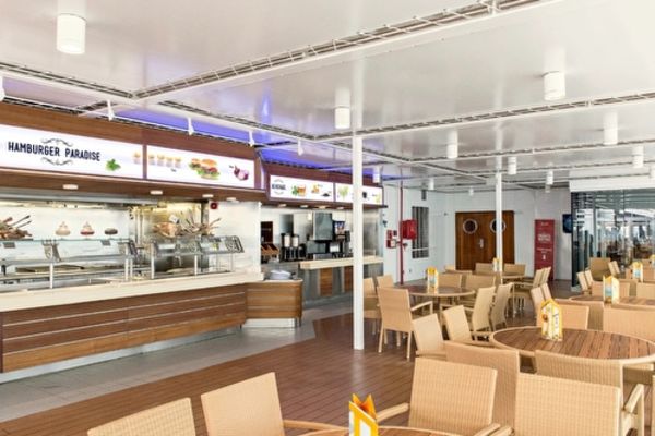 https://static.traveltek.net/cruisepics/local_shipimages_large/1782983312.jpg