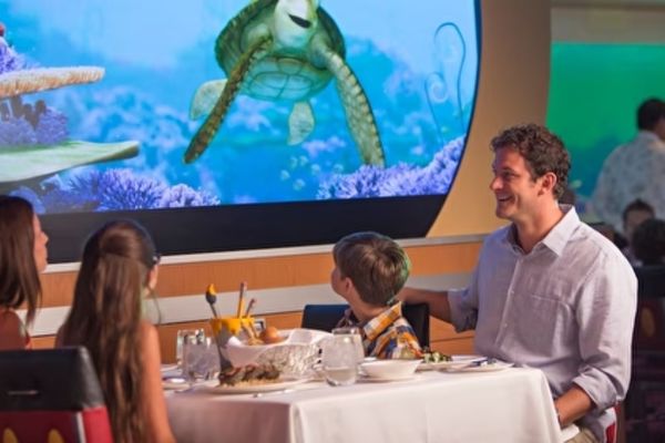 https://static.traveltek.net/cruisepics/local_shipimages_large/1784022474.jpg