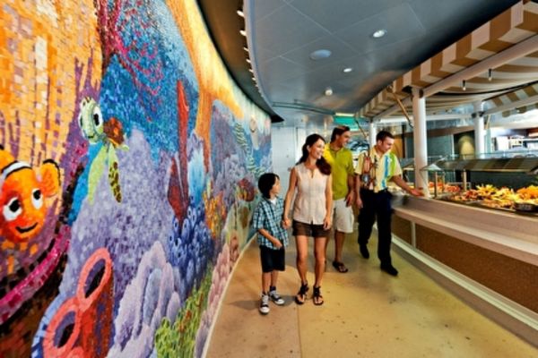https://static.traveltek.net/cruisepics/local_shipimages_large/1784022481.jpg
