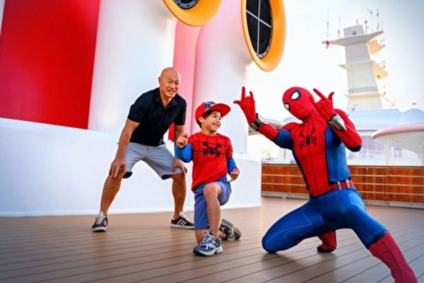 https://static.traveltek.net/cruisepics/local_shipimages_large/1784027391.jpg