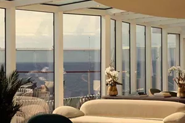 https://static.traveltek.net/cruisepics/local_shipimages_large/1784538325.png