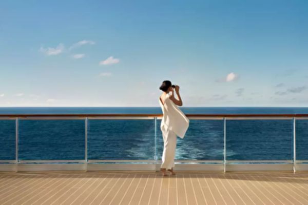 https://static.traveltek.net/cruisepics/local_shipimages_large/1784538453.png