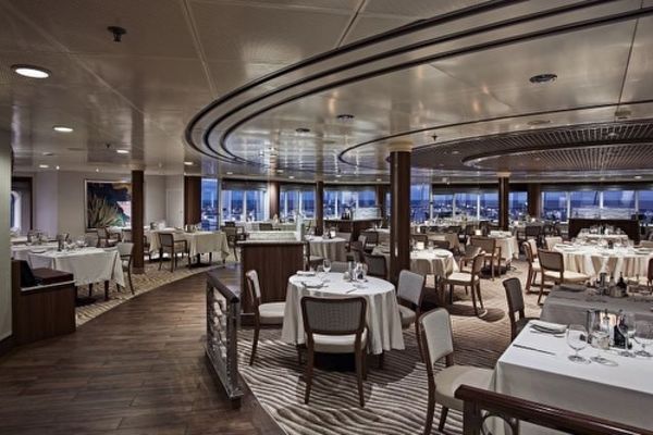 https://static.traveltek.net/cruisepics/local_shipimages_large/1784713966.jpg