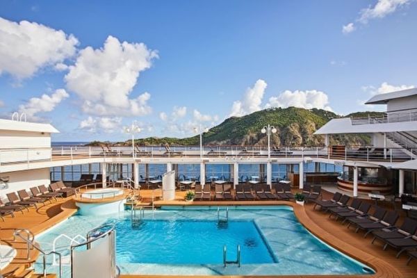 https://static.traveltek.net/cruisepics/local_shipimages_large/1784714374.jpg