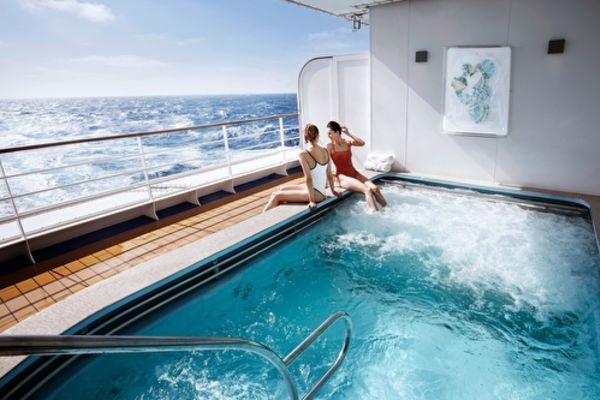 https://static.traveltek.net/cruisepics/local_shipimages_large/1784714844.jpg