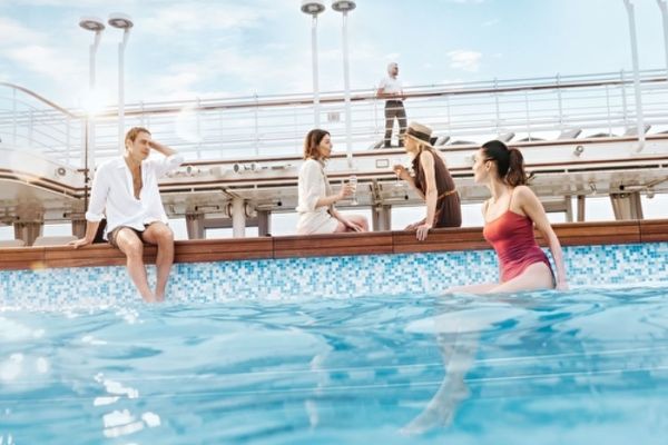 https://static.traveltek.net/cruisepics/local_shipimages_large/1784717418.jpg