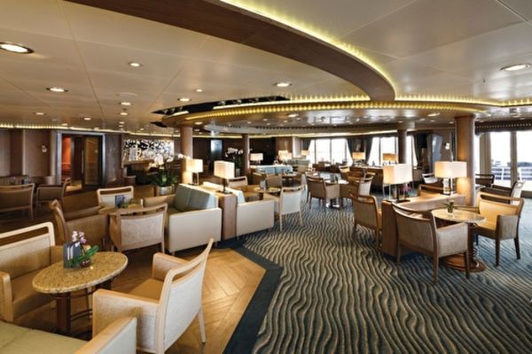 https://static.traveltek.net/cruisepics/local_shipimages_large/1784721427.jpg