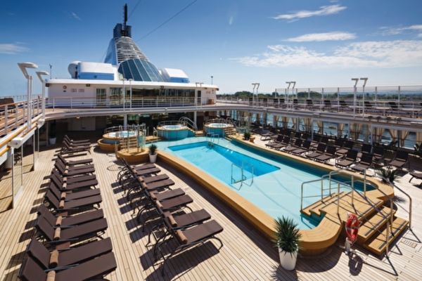 https://static.traveltek.net/cruisepics/local_shipimages_large/1784737434.jpg