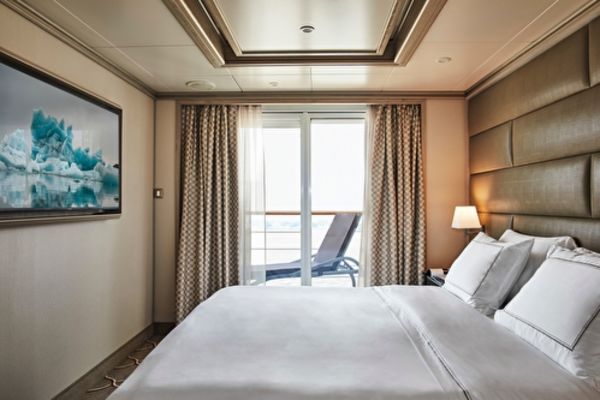 https://static.traveltek.net/cruisepics/local_shipimages_large/1784798340.jpg