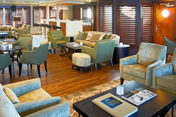 https://static.traveltek.net/cruisepics/local_shipimages_large/1784891256.png