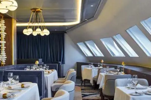 https://static.traveltek.net/cruisepics/local_shipimages_large/1784893478.png