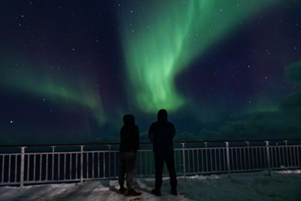 https://static.traveltek.net/cruisepics/local_shipimages_large/1785140723.jpg