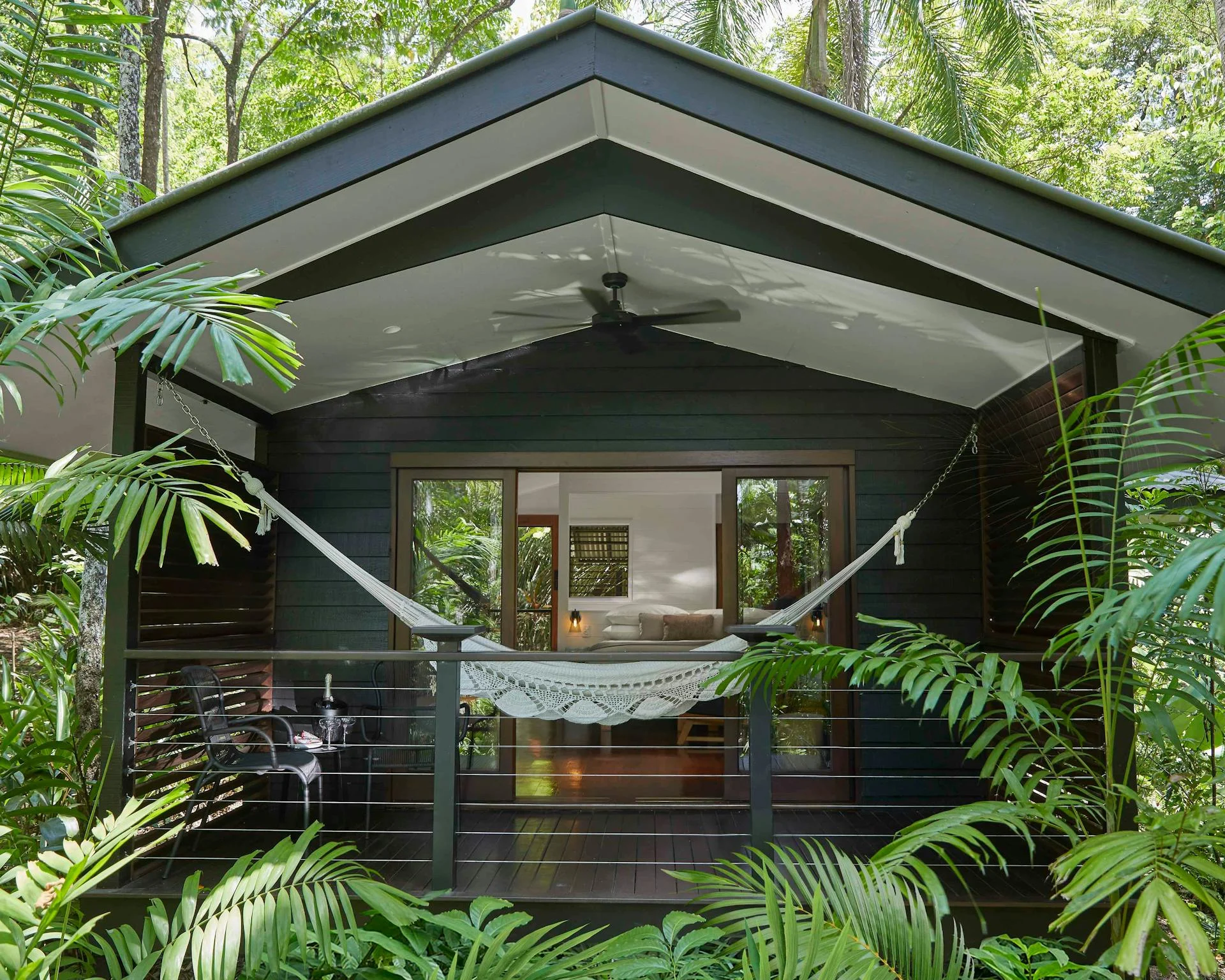 Fly & Stay in Style, Tropical North Queensland Luxury Escape