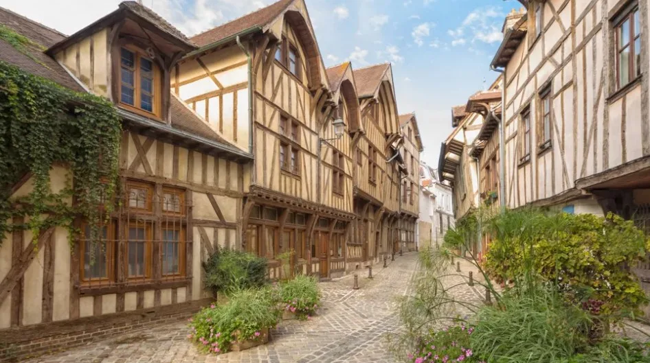 Paris to Nice through Vineyards and Mountains | Back-Roads